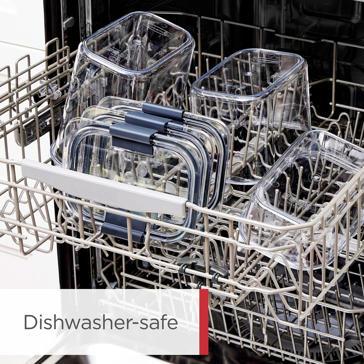 Rubbermaid Brilliance one-handed-pour: convenient flip-top lid