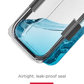 Rubbermaid Brilliance steam vents enable splatter-free microwaving with lid on