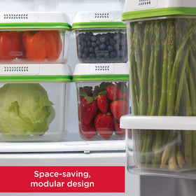 Rubbermaid FreshWorks in fridge stores unwashed produce with optimized airflow