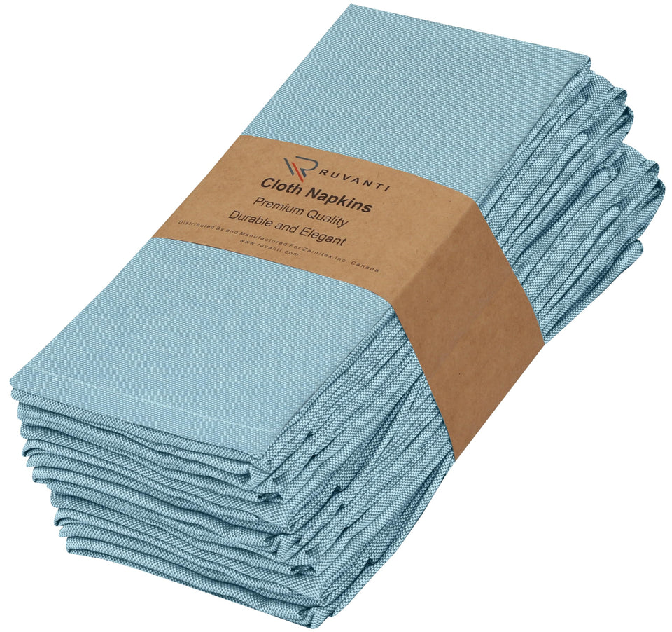 Ruvanti napkins baby blue on a stylish table setting for gatherings.