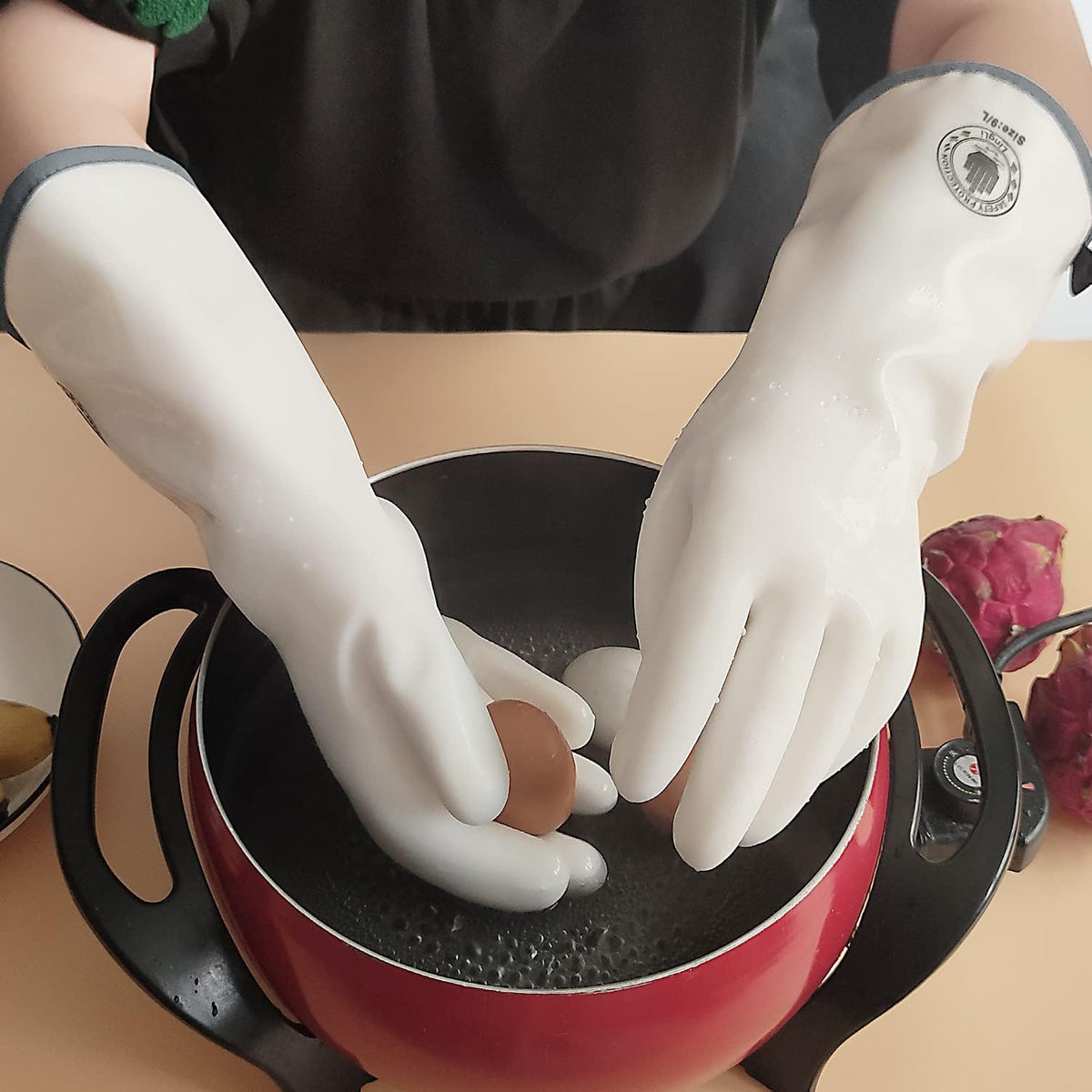 SAFETY PROTECTION LINGLI gloves provide extended forearm protection during pot handling.
