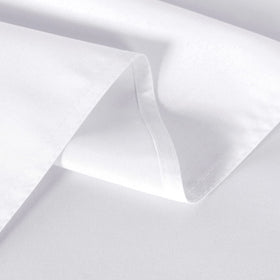 Sancua machine-washable white tablecloth for quick cleanup after gatherings.