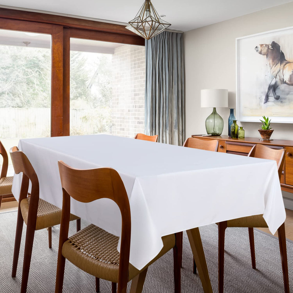 Sancua white tablecloth close-up shows wrinkle-free finish
