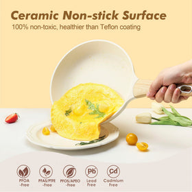 SENSARTE 12-inch saute pan with lid ideal for sauces and searing.