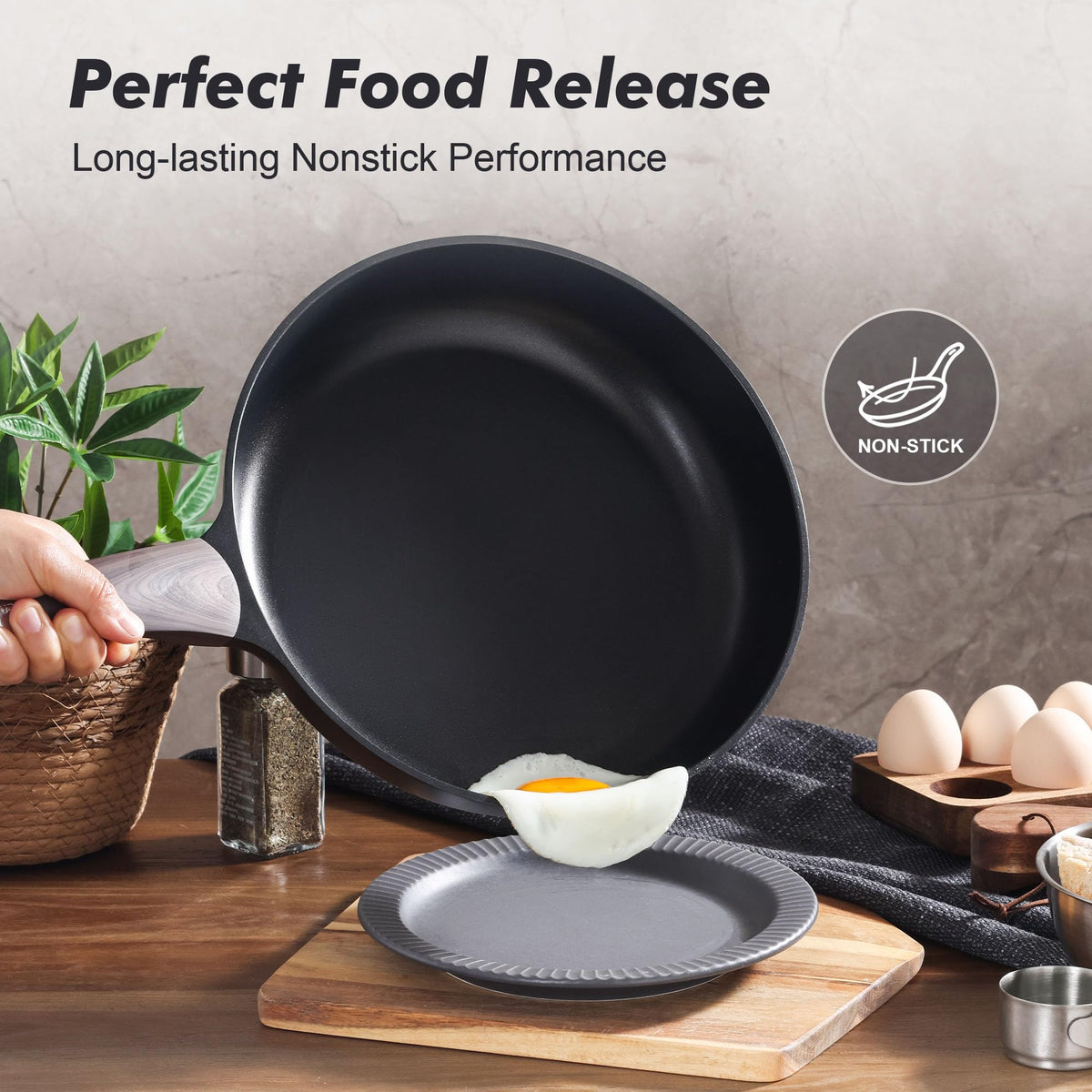 SENSARTE pan with ILAG coating for healthier nonstick cooking.