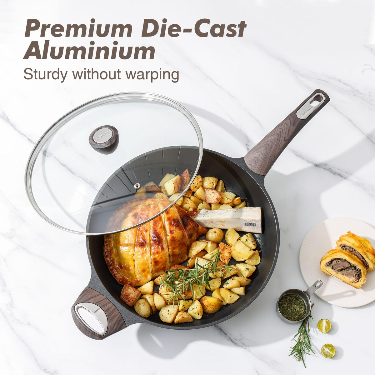 SENSARTE versatile pan for sautéing, searing and boiling.