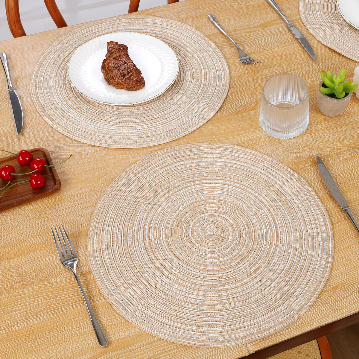SHACOS 15-inch round placemats braided-thread look prevents slips and enhances table setup.