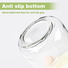 Showin airtight lids prevent spills during transport
