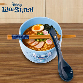 Silver Buffalo Stitch spoon complements the ramen set