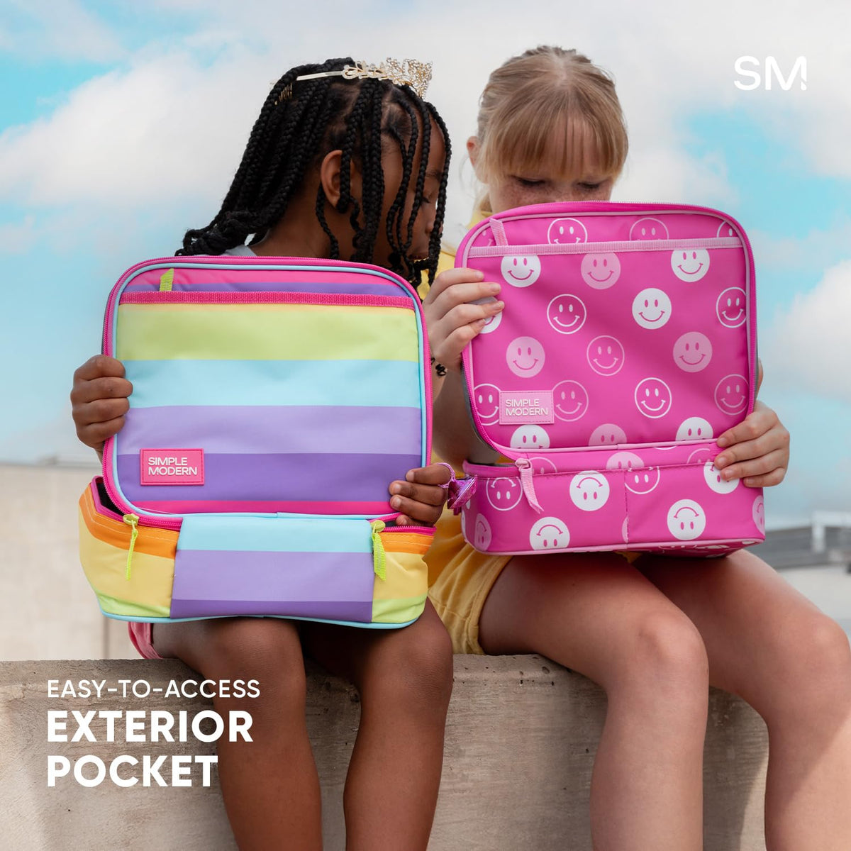 School day use of Simple Modern Hadley Confetti lunch bag for snacks