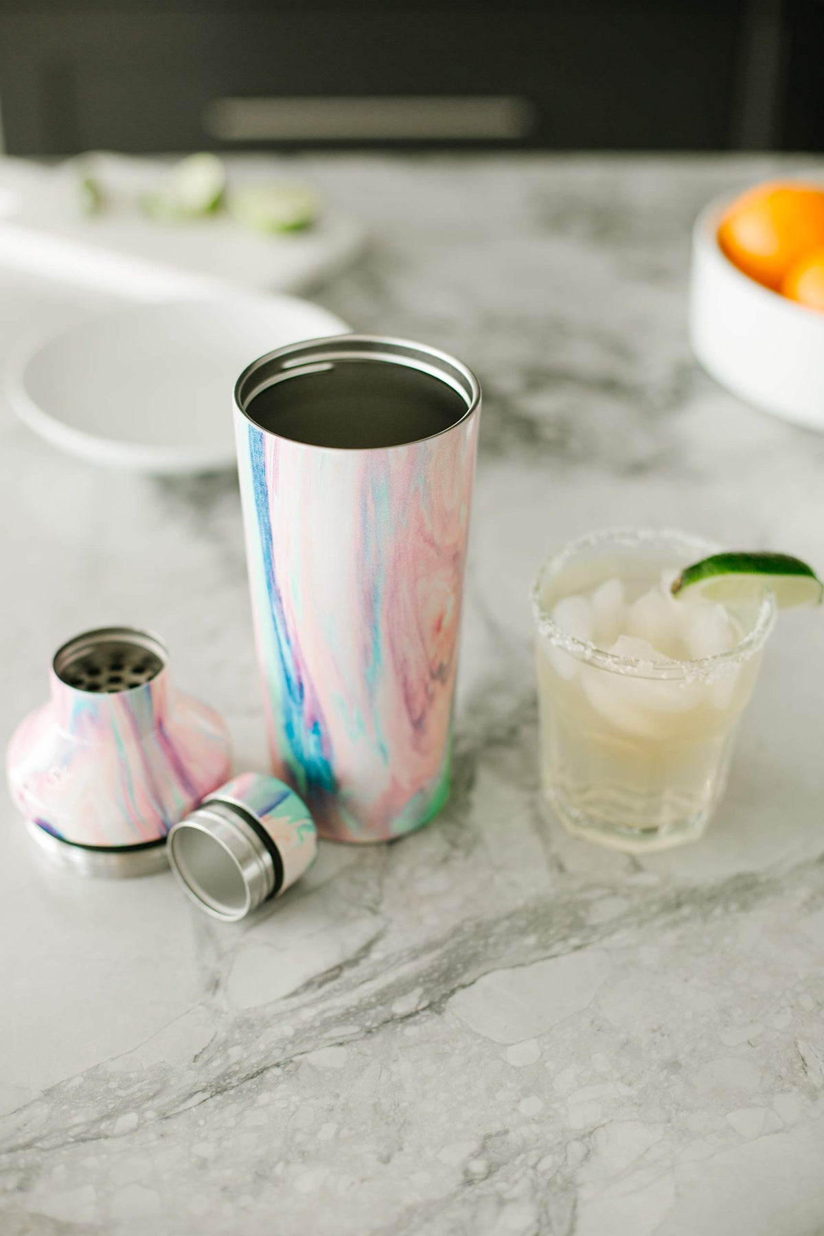 Simple Modern leakproof lid with built-in strainer for easy pouring