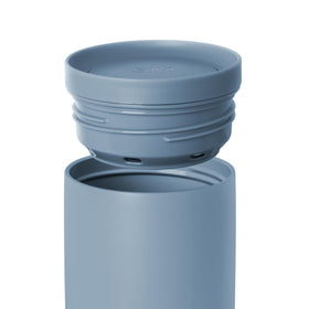 Simple Modern Voyager double-wall insulation keeps drinks hot or cold.