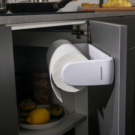 One-hand tear demonstration in action during cooking with Simpletome holder.