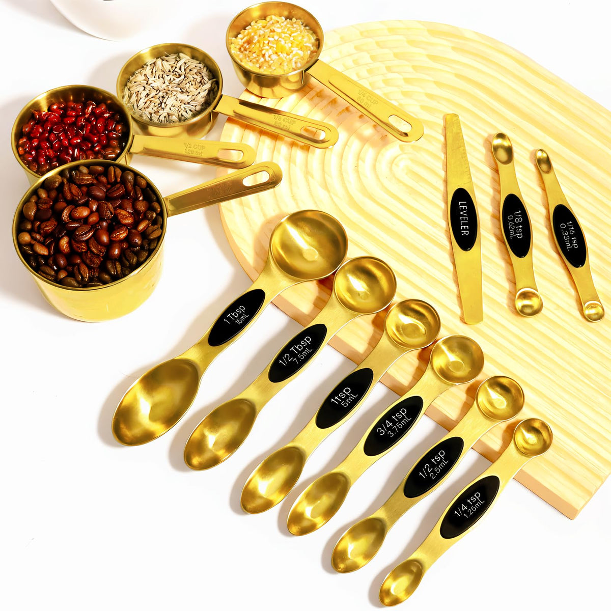 Sinnlicht gold space-saving design fits small kitchens.