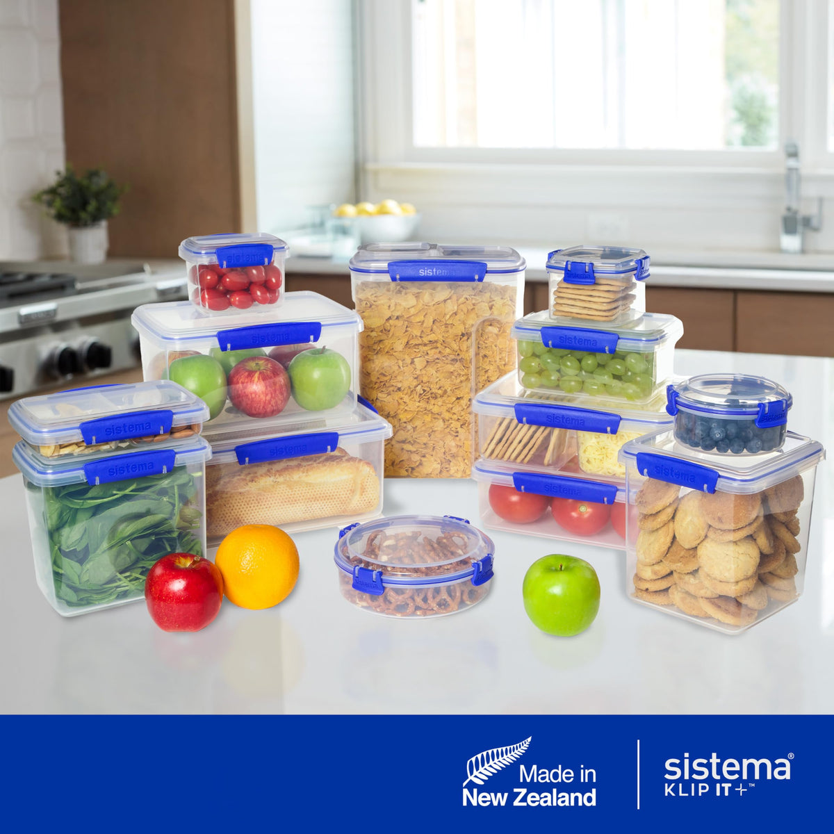 Lid-close feature on Sistema KLIP IT Large 7L keeps contents sealed.