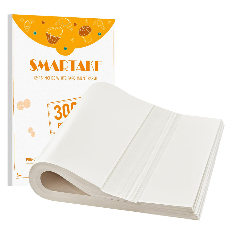 SMARTAKE parchment paper flat lay on a baking tray for non-stick results
