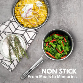 Snowclad 2.5 qt sauce pan with lid ideal for simmering sauces and gravies.
