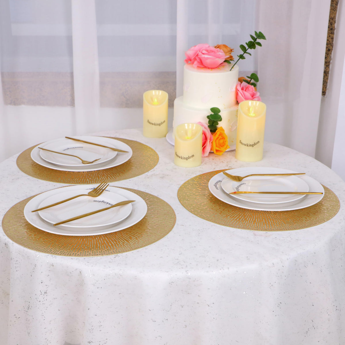 Snowkingdom hollow gold placemats add festive shimmer for weddings and holidays.