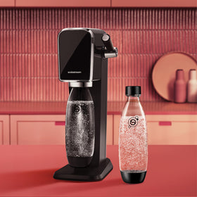 Sodastream Slim Black 1L bottle cap highlighted for lasting fizz retention