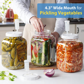 Sovietiep airtight lid with three airlocks supports controlled fermentation.