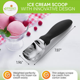 Spring Chef two-pack scoop used for two flavors simultaneously.