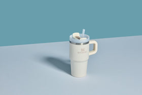 STANLEY Quencher H2.0 FlowState lid offers three positions for spill-resistant sipping.