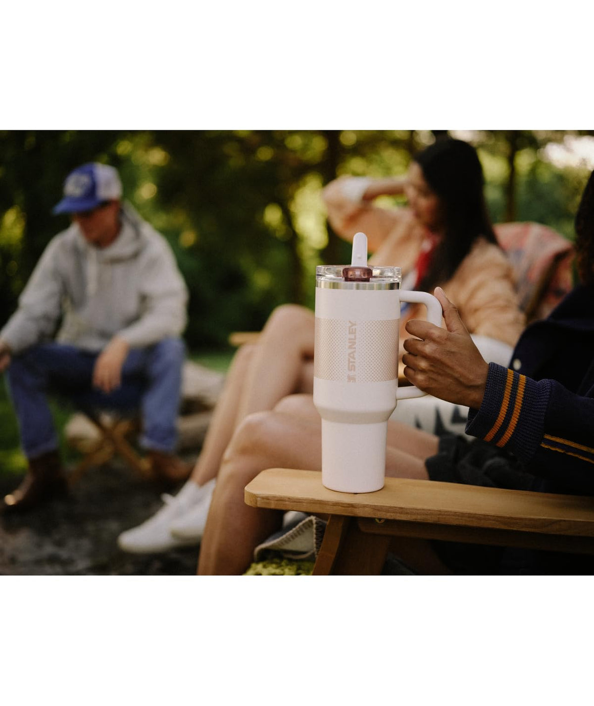 STANLEY Quencher ProTour double-wall insulation keeps beverages icy for hours in Azure Fade.