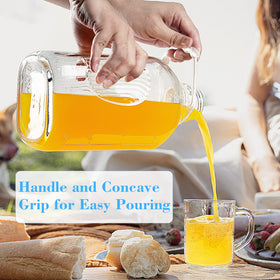 Syntic dishwasher-safe glass carafe with easy cleanup