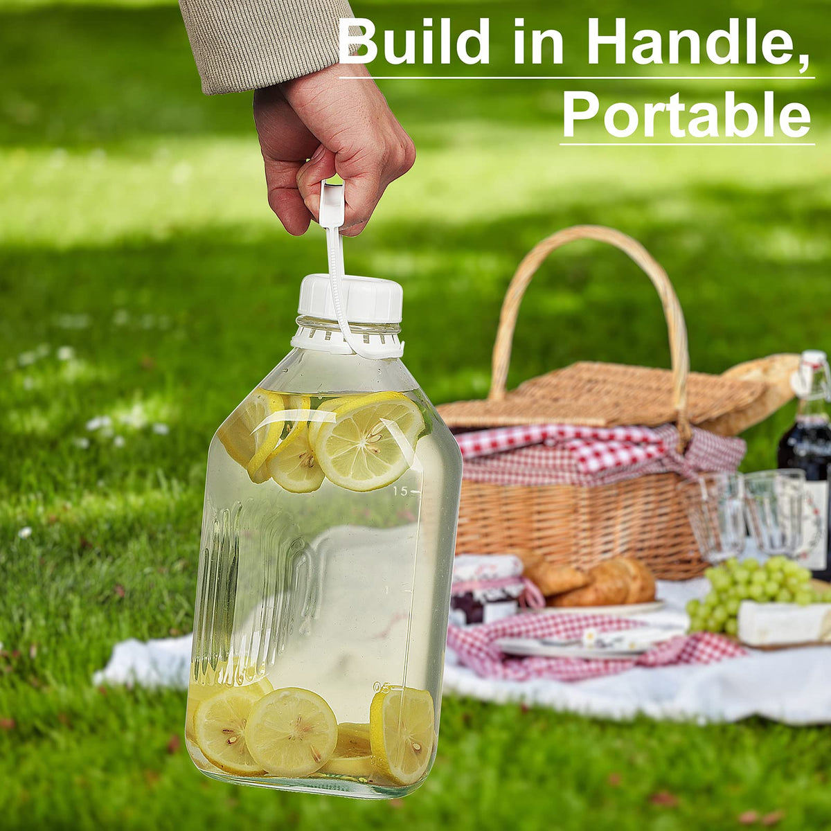 Syntic set includes two pour spouts for spill-free serving.