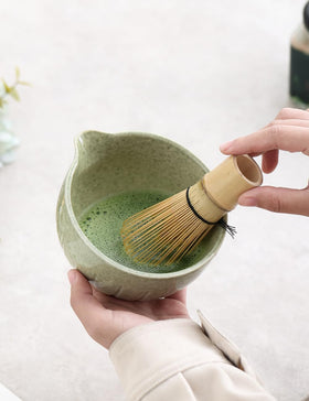 Tang Pin Matcha Set bamboo scoop measures even portions for balanced bowls.