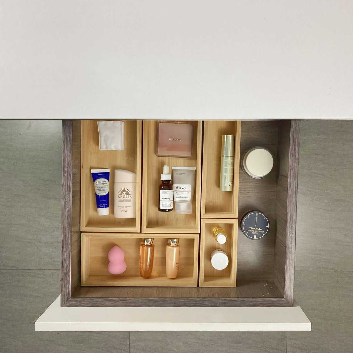 Teicui desk organizer with compartments for pens and stationery