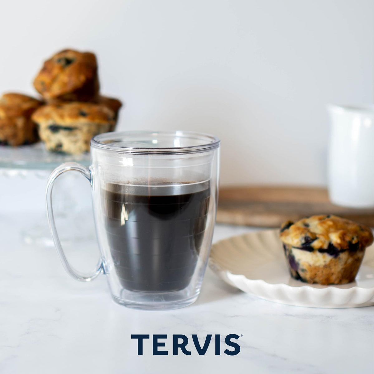 Tervis lifetime guarantee badge communicates long-term reliability.