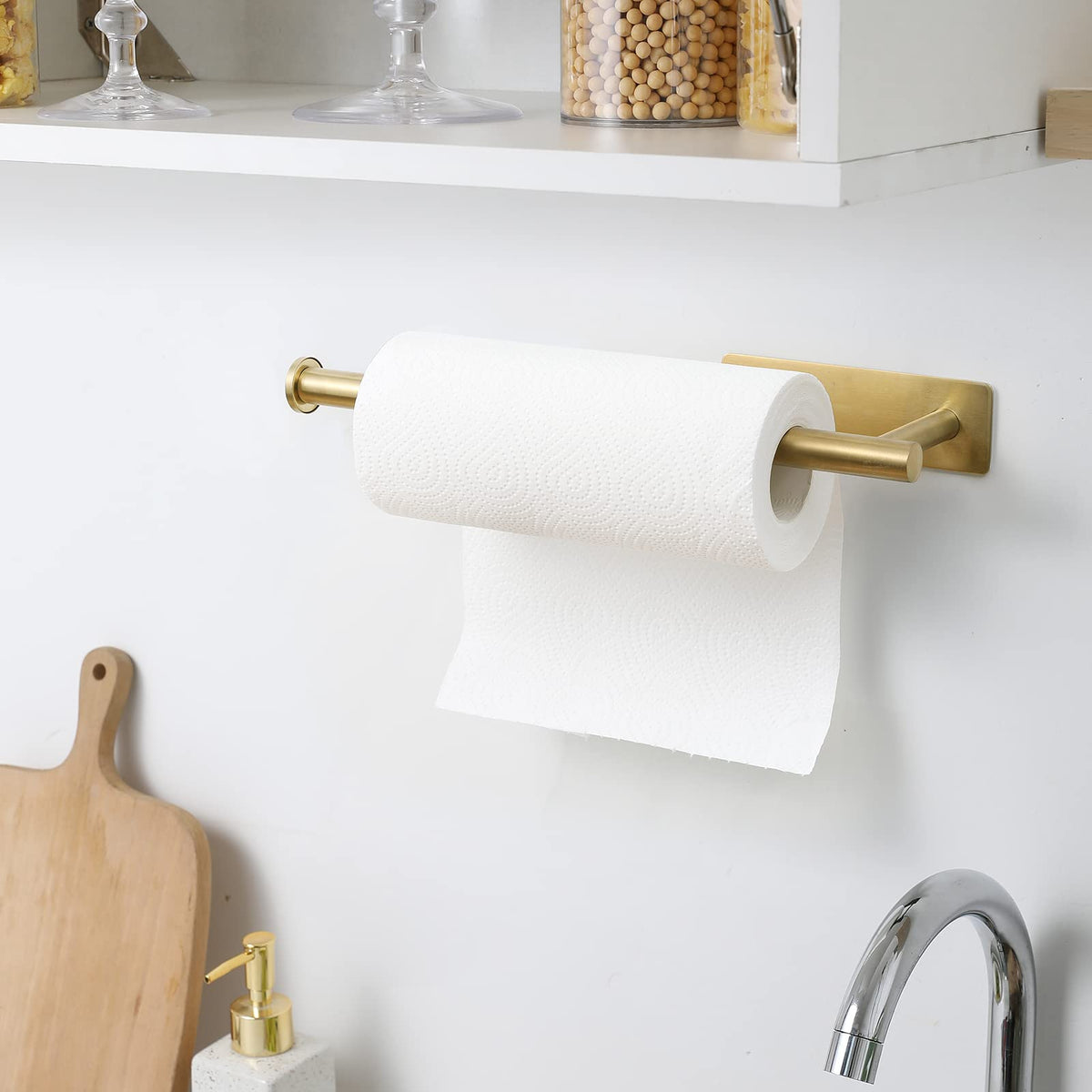 theaoo vertical or horizontal mount paper towel holder adapts to your layout.