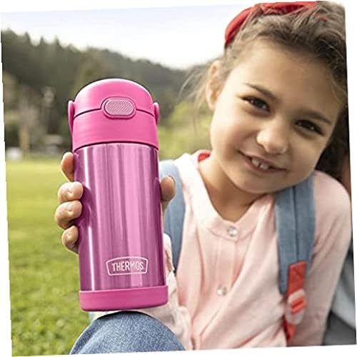 THERMOS FUNTAINER handle with soft-touch grip for easy carrying by kids.