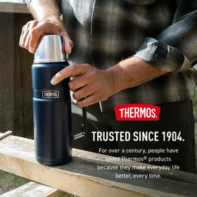 THERMOS Stainless King exterior stays cool to touch during hot drinks