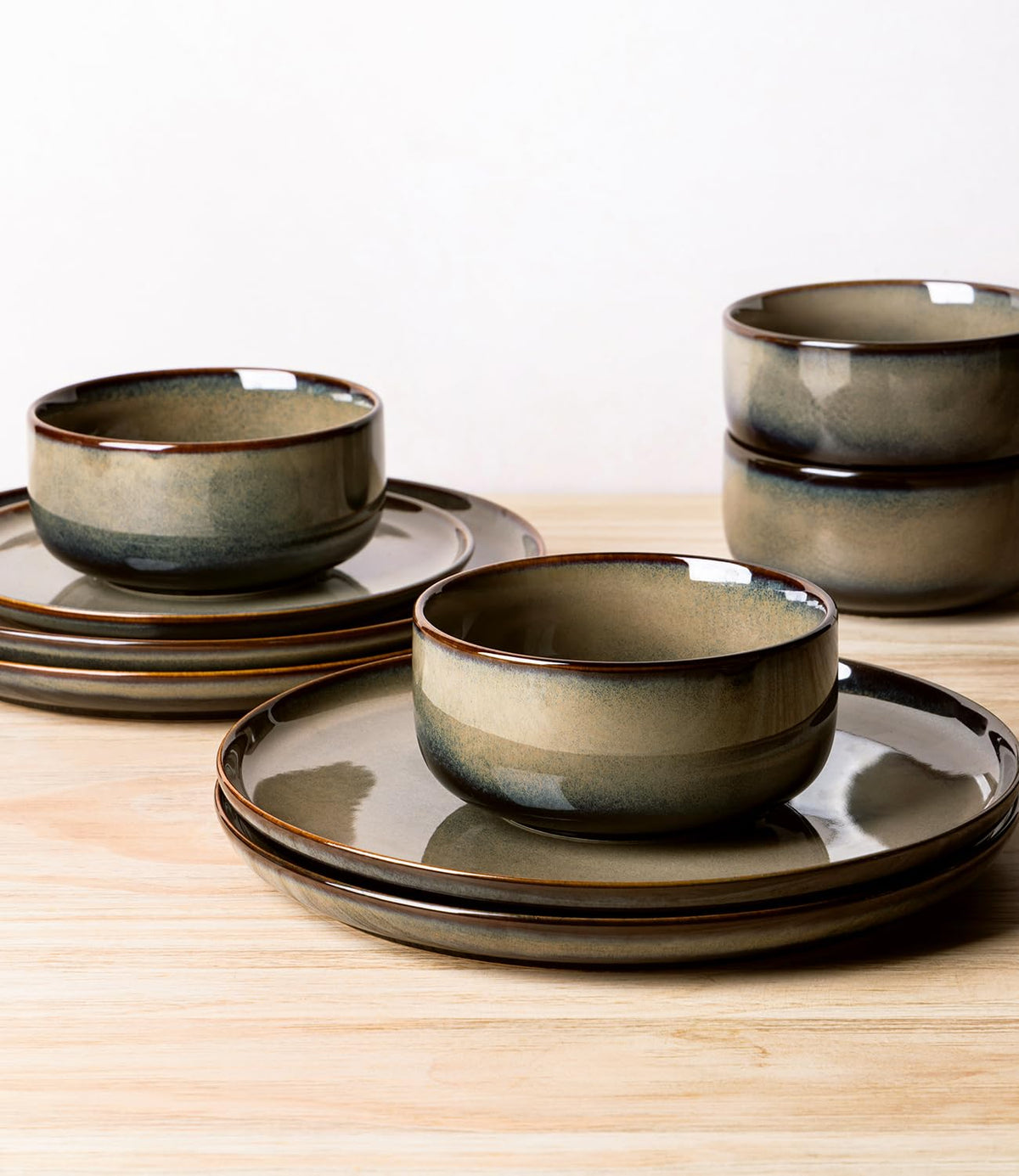 Close up of TheTerra Coca Mocha glaze highlighting artisanal craftsmanship