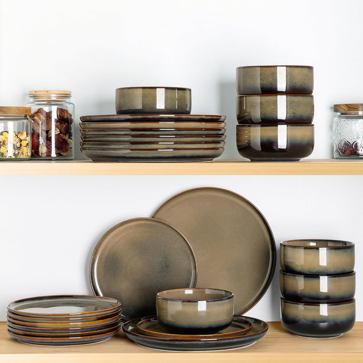 Table setting with TheTerra Coca Mocha plates for everyday dining