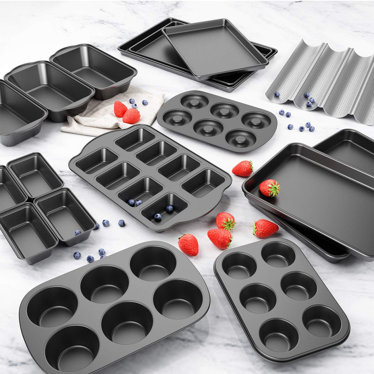 Tiawudi jumbo muffin pan in use for mini treats like muffins or cheesecakes.