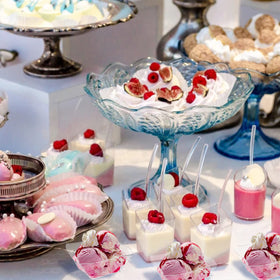 TOFLEN mini serving bowls shown for stylish hors d'oeuvres and desserts