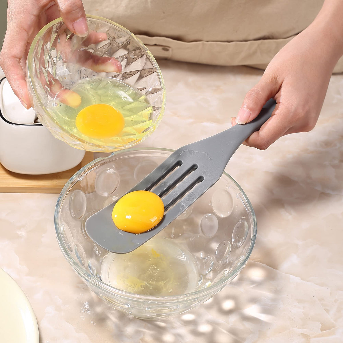 Tongjude silicone spurtle set great for spreading and icing.