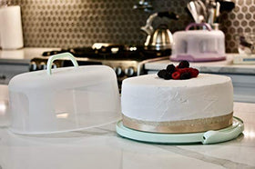 Top Shelf Elements BPA-free dishwasher-safe cake holder for easy cleanup.