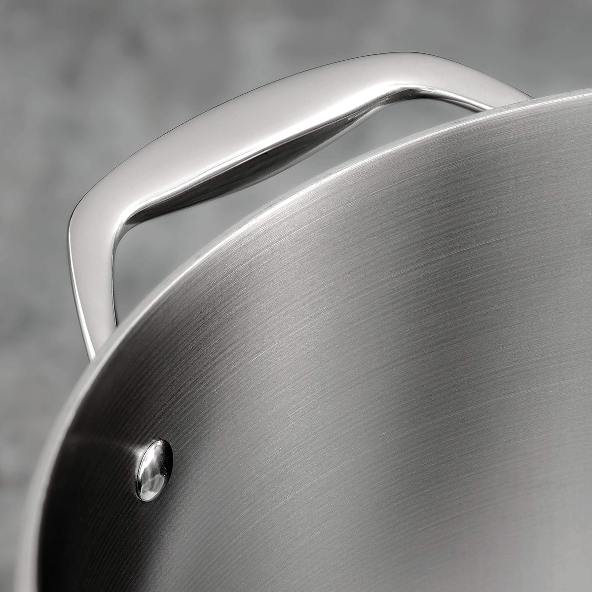 NSF-certified Tramontina Signature tri-ply pan for safety