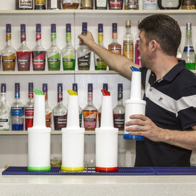 Trendy Bartender Flow N Stow clear bottle body for easy visibility of ingredients.