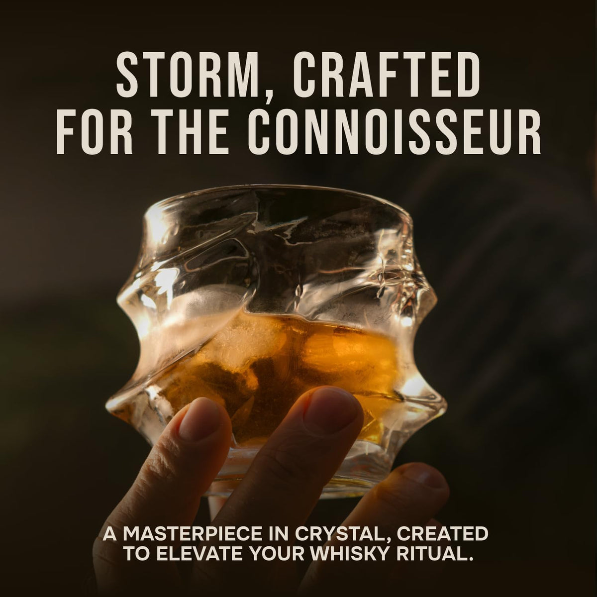 TSUKIGLASS Storm pattern close-up highlighting crystal clarity for bourbon and scotch
