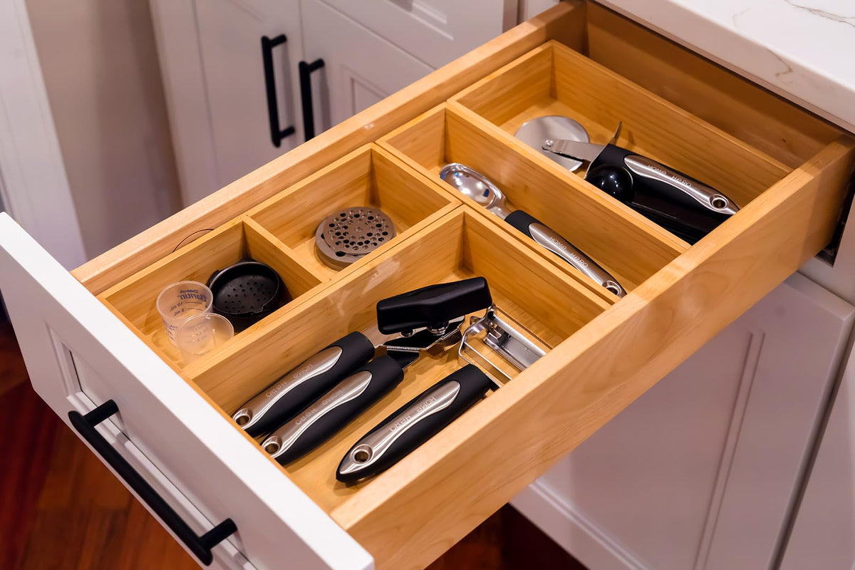 Umilife bamboo organizer with silicone feet stays steady on surfaces