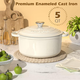 Umite Chef lid seal shown, locks in moisture for flavorful, tender meals.