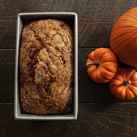 USA Pan bundy-family heritage highlights US-made bakeware trusted for decades.