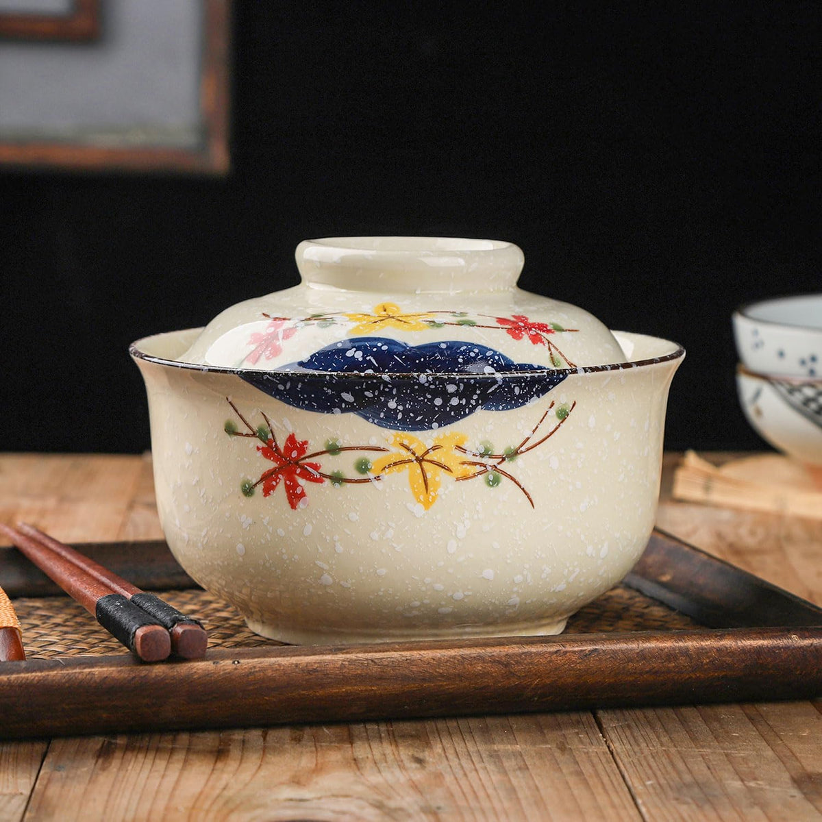 VanEnjoy dishwasher and microwave-safe ramen bowl for easy cleanup.