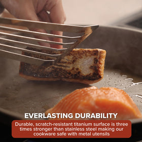 Viking PureGlide Pro searing action demonstrates even heat distribution.