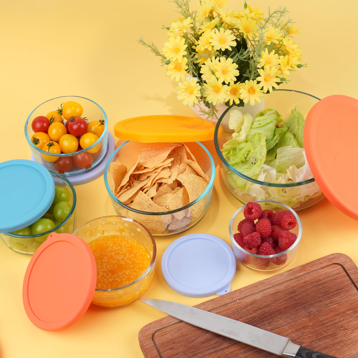 Viotiin lid seals tightly to prevent spills.